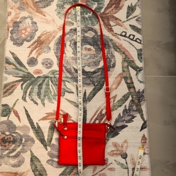 NWOT Womens Small Red Multiple Compartments Crossbody Bag - Picture 12 of 12
